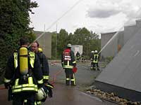 Gemeinsame Großübung in Lindenholzhausen 2005 - zum Vergrößern klicken