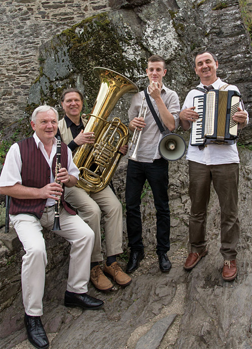 Band „Weinberg Vagabunden“