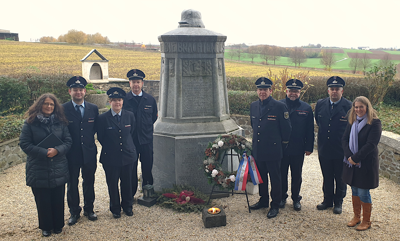Gedenken Volkstrauertag Lindenholzhausen